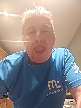 Snapshot of mann4u147 chatting on March 10, 11:06 pm mann4u147 online show from March 10, 11:06 pm