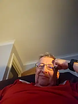 Snapshot of mann4u147 chatting on March 13, 10:43 pm mann4u147 online show from March 13, 10:43 pm