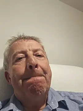 Snapshot of mann4u147 chatting on September 10, 7:14 pm mann4u147 online show from September 10, 7:14 pm