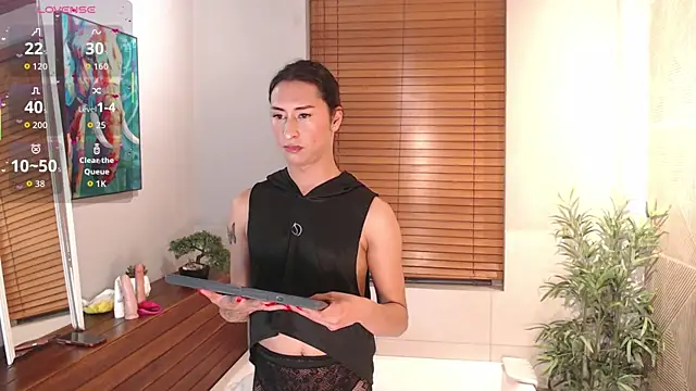 Georgina Palacios  online show from May 13, 3:59 am