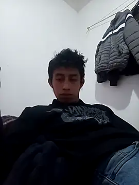 Snapshot of lolo_xxx chatting on February 23, 1:35 am lolo xxx online show from February 23, 1:35 am