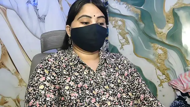 Snapshot of seetatiwari chatting on April 22, 6:42 pm seetatiwari online show from April 22, 6:42 pm