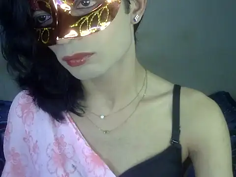 YourCDBitch online show from May 11, 7:22 pm