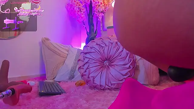 Snapshot of BrithanyParker_ chatting on March 4, 5:46 am BrithanyParker online show from March 4, 5:46 am