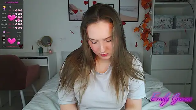 EmilyxxGraces online show from February 28, 9:23 pm