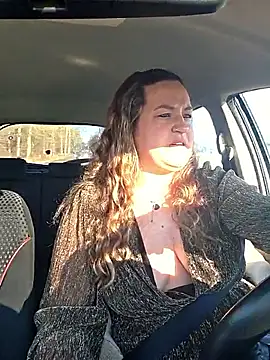 justtess online show from February 4, 9:37 am