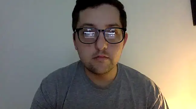 Snapshot of Milflover96 chatting on February 13, 7:31 pm Milflover96 online show from February 13, 7:31 pm