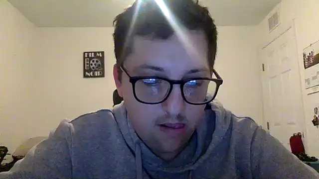 Snapshot of Milflover96 chatting on February 15, 11:36 pm Milflover96 online show from February 15, 11:36 pm