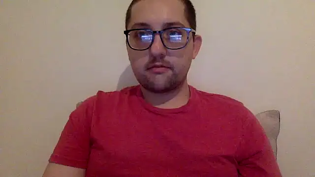 Snapshot of Milflover96 chatting on February 27, 12:43 am Milflover96 online show from February 27, 12:43 am