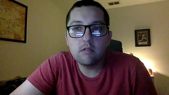 Snapshot of Milflover96 chatting on March 6, 12:00 am Milflover96 online show from March 6, 12:00 am