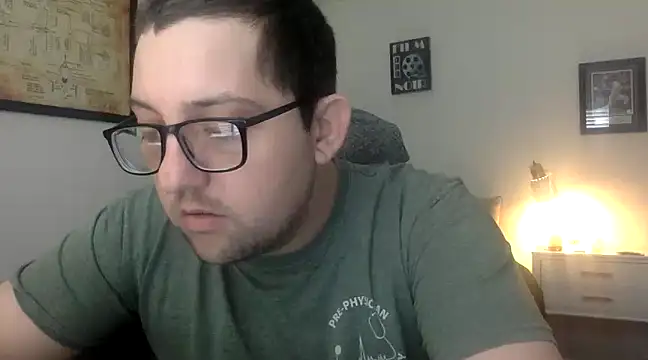 Snapshot of Milflover96 chatting on March 8, 6:26 pm Milflover96 online show from March 8, 6:26 pm