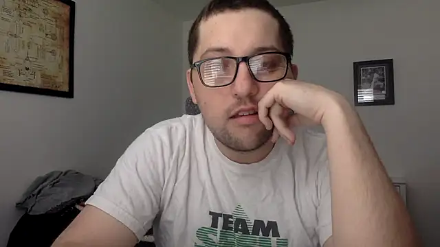 Snapshot of Milflover96 chatting on March 9, 2:21 pm Milflover96 online show from March 9, 2:21 pm