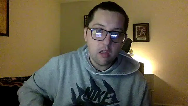 Snapshot of Milflover96 chatting on March 12, 1:14 am Milflover96 online show from March 12, 1:14 am