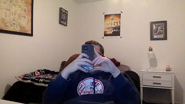 Snapshot of Milflover96 chatting on March 22, 1:43 am Milflover96 online show from March 22, 1:43 am