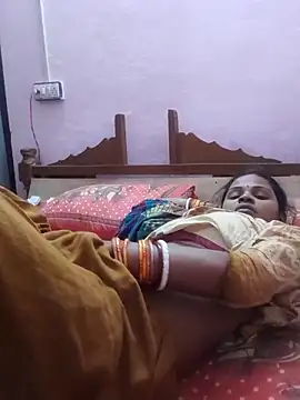 Snapshot of Hot_couple493 chatting on February 13, 10:02 am Hot couple493 online show from February 13, 10:02 am