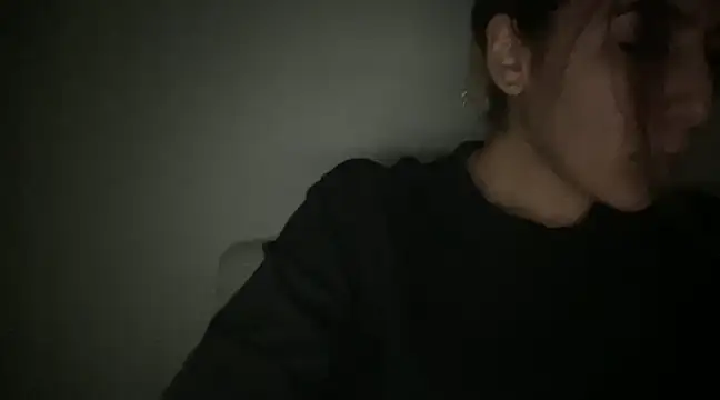 Snapshot of sarrah_rossy chatting on March 17, 10:06 pm sarrah rossy online show from March 17, 10:06 pm