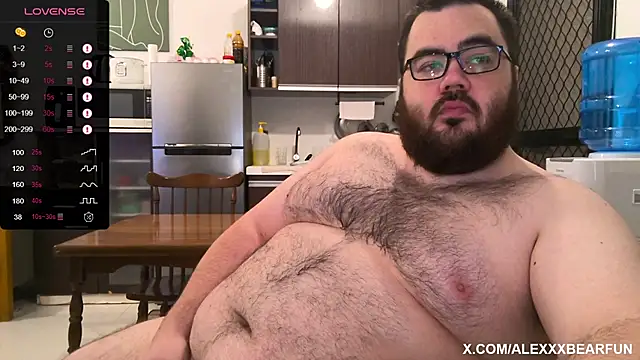 alexxxbear online show from November 30, 10:47 pm