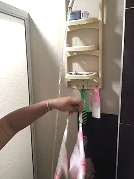 Anitta bell online show from September 23, 8:45 pm