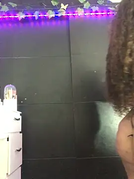 Snapshot of Anitta_bell chatting on May 22, 3:35 am Anitta bell online show from May 22, 3:35 am