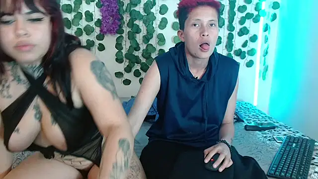 Snapshot of duo_peludoo chatting on March 12, 2:52 am duo peludoo online show from March 12, 2:52 am
