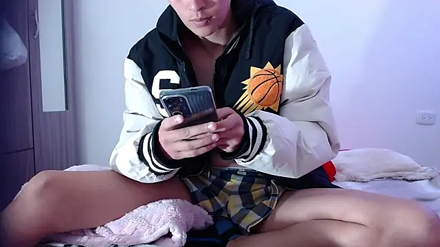 duo peludoo online show from October 18, 4:08 pm