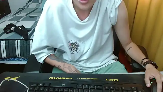 Snapshot of duo_peludoo chatting on June 16, 5:04 pm duo peludoo online show from June 16, 5:04 pm