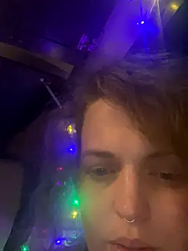 Snapshot of favoritestepsis chatting on September 12, 2:44 am favoritestepsis online show from September 12, 2:44 am