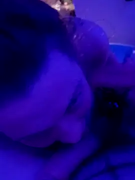 Snapshot of favoritestepsis chatting on September 15, 8:20 pm favoritestepsis online show from September 15, 8:20 pm