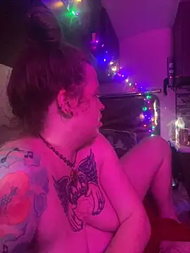 Snapshot of favoritestepsis chatting on September 30, 1:16 pm favoritestepsis online show from September 30, 1:16 pm