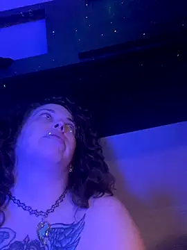 Snapshot of favoritestepsis chatting on October 25, 11:10 pm favoritestepsis online show from October 25, 11:10 pm