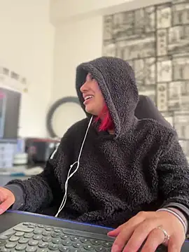 Scarlett-LS online show from March 7, 4:11 pm