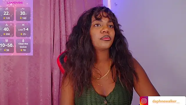 Daphnewalker   online show from September 13, 4:23 am