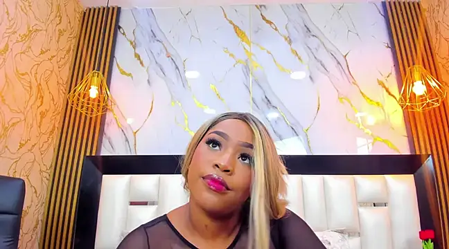 TianahGlow online show from February 24, 2:15 pm