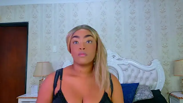 TianahGlow online show from October 12, 12:37 pm