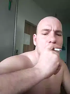 Snapshot of jarous32- chatting on February 24, 6:49 am jarous32- online show from February 24, 6:49 am