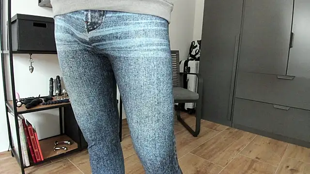 molicaremolicare online show from March 26, 2:33 pm