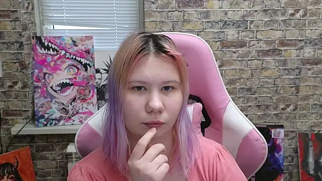 Little kitsune1707 online show from December 21, 10:22 am