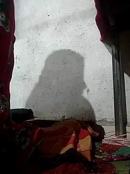 Snapshot of lovely----bhabhi chatting on January 12, 4:45 pm lovely----bhabhi online show from January 12, 4:45 pm