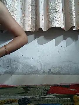 Snapshot of lovely----bhabhi chatting on March 7, 12:18 am lovely----bhabhi online show from March 7, 12:18 am