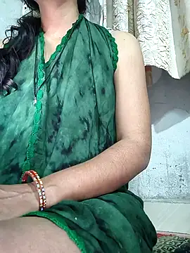 Snapshot of lovely----bhabhi chatting on March 21, 10:13 pm lovely----bhabhi online show from March 21, 10:13 pm
