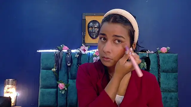 MariamLaraa online show from March 22, 11:11 am