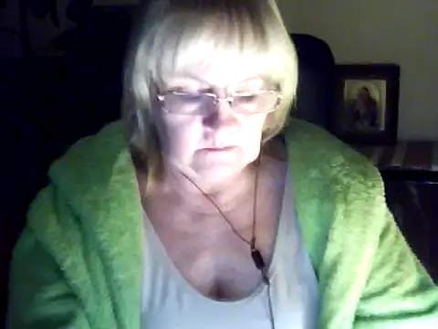 Violet5364 online show from November 6, 9:05 pm