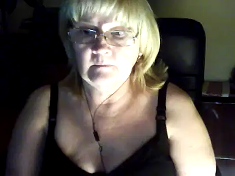 Violet5364 online show from November 8, 7:45 pm