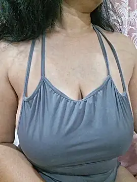 Jassi Does online show from February 15, 10:17 pm