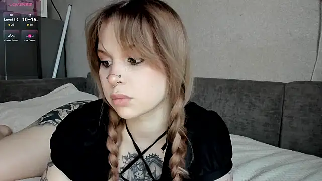 Snapshot of marynixoxo chatting on March 21, 1:01 pm marynixoxo online show from March 21, 1:01 pm