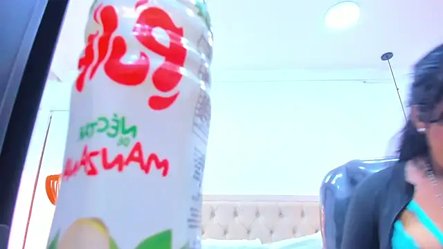 Snapshot of emma_purple_ chatting on November 1, 5:15 pm emma purple online show from November 1, 5:15 pm