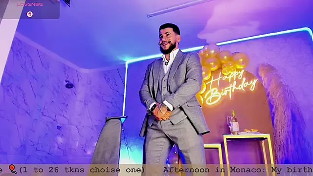 DickGriffith  online show from November 28, 1:47 pm