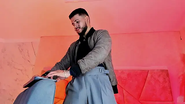 DickGriffith  online show from February 14, 11:40 am