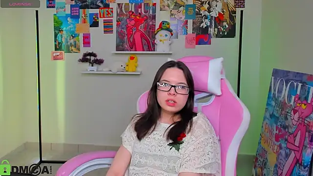 Chio Mio online show from March 8, 1:03 pm