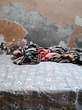 urrubybaby online show from March 12, 5:35 am